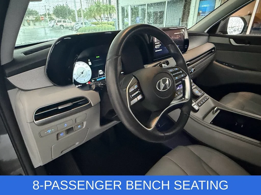 Used 2024 Gray Hyundai SEL 8P image 10