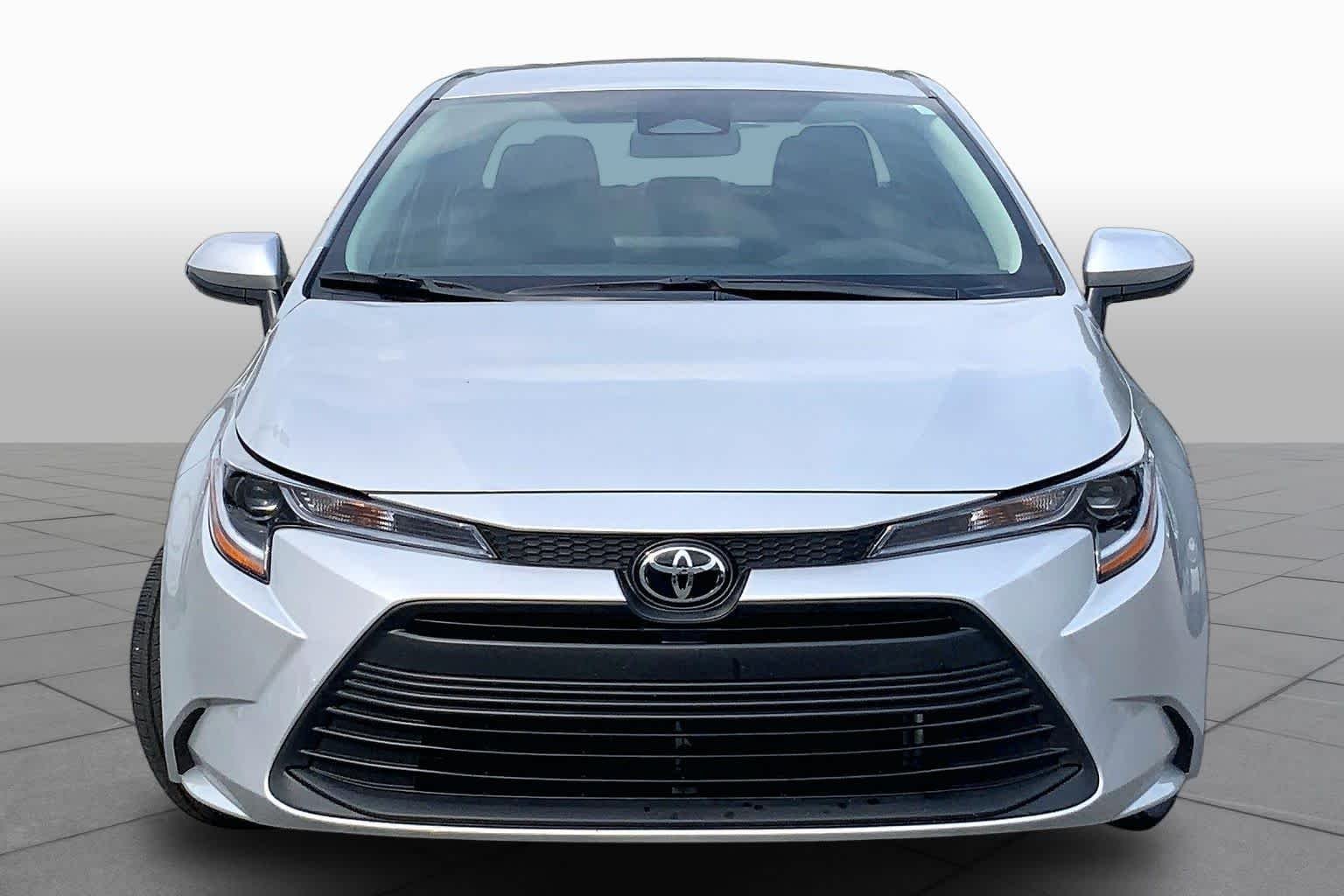 Used 2026 Classic Silver Metallic Toyota LE image 4