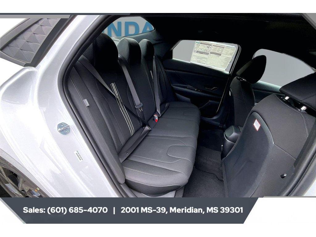 New 2026 SERENITY WHITE Hyundai SEL Sport image 7