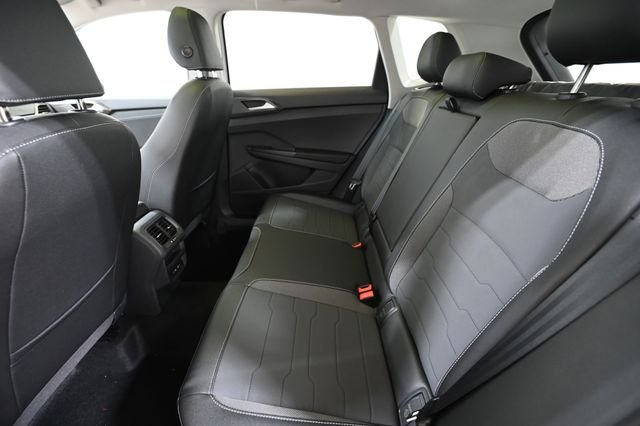 New 2026 White Volkswagen 1.5T SE Black image 8