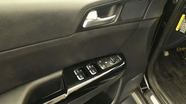 New 2026 Iconic Silver Metallic Ford XLT image 12