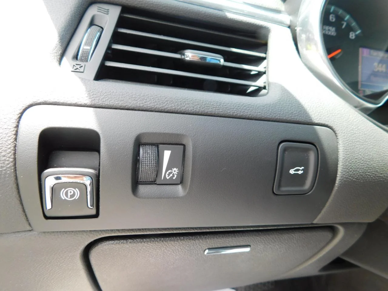 Used 2014 Black Chevrolet 4dr Sdn LT w/2LT image 28
