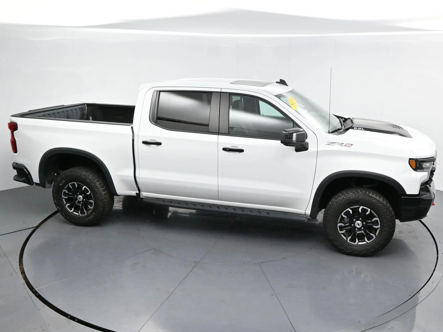 Used 2023 Summit White Chevrolet ZR2 image 39