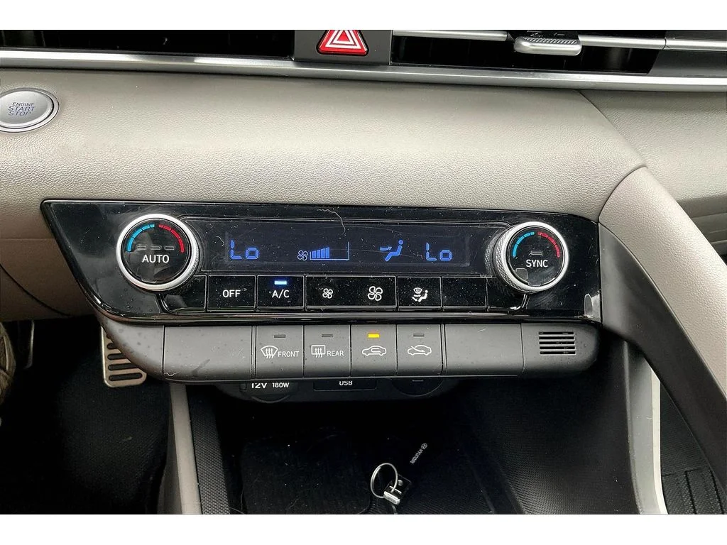 Used 2026 Gray Hyundai SEL Sport image 21