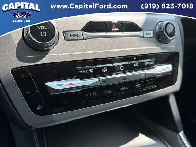 Used 2023 Green Ford XLT image 30