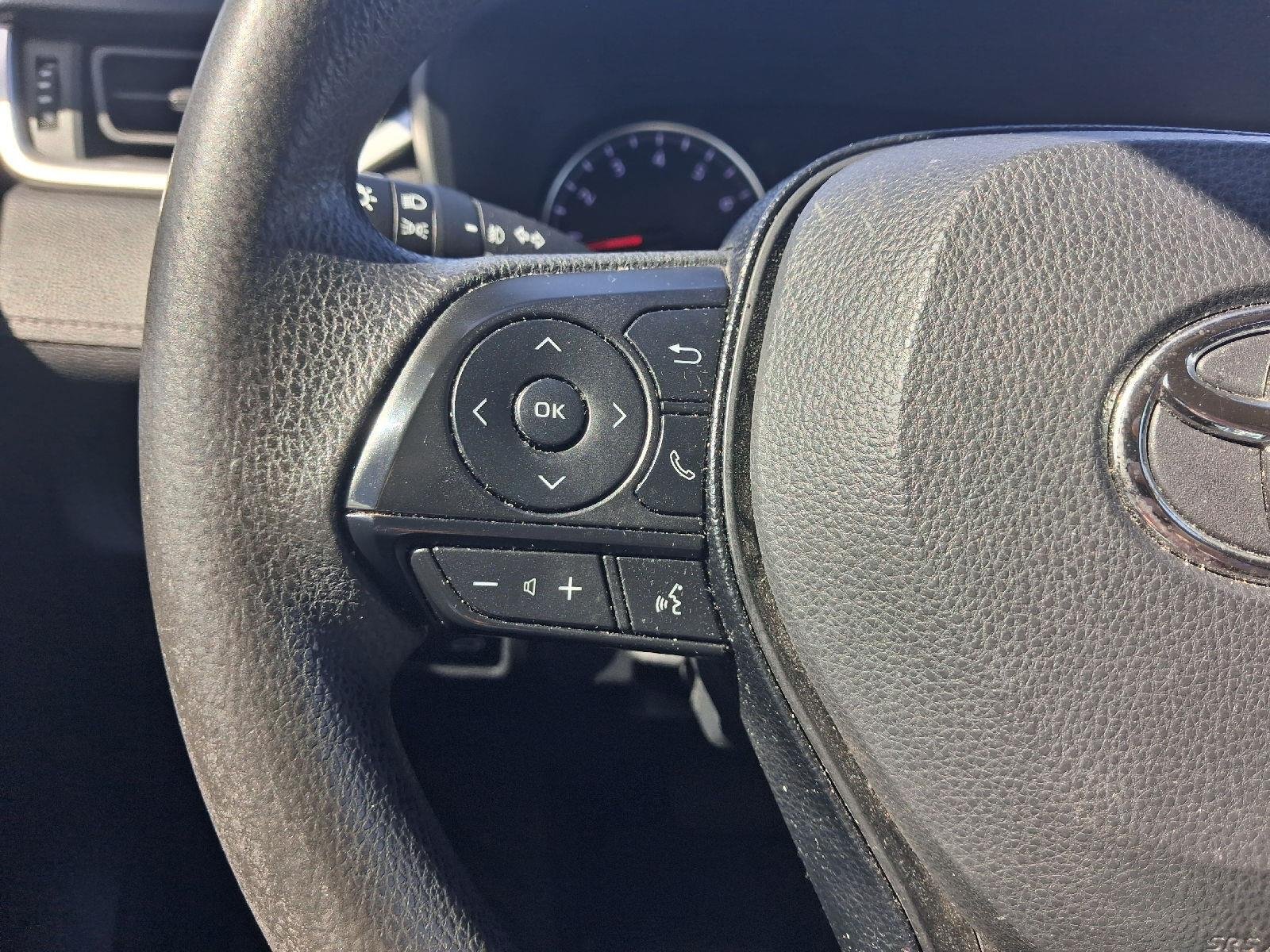 Used 2019 Magnetic Gray Metallic Toyota XLE image 35