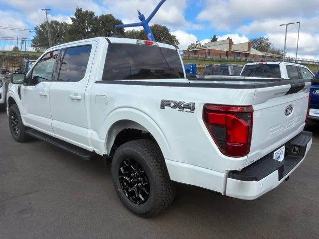 New 2026 Oxford White Ford XLT image 6