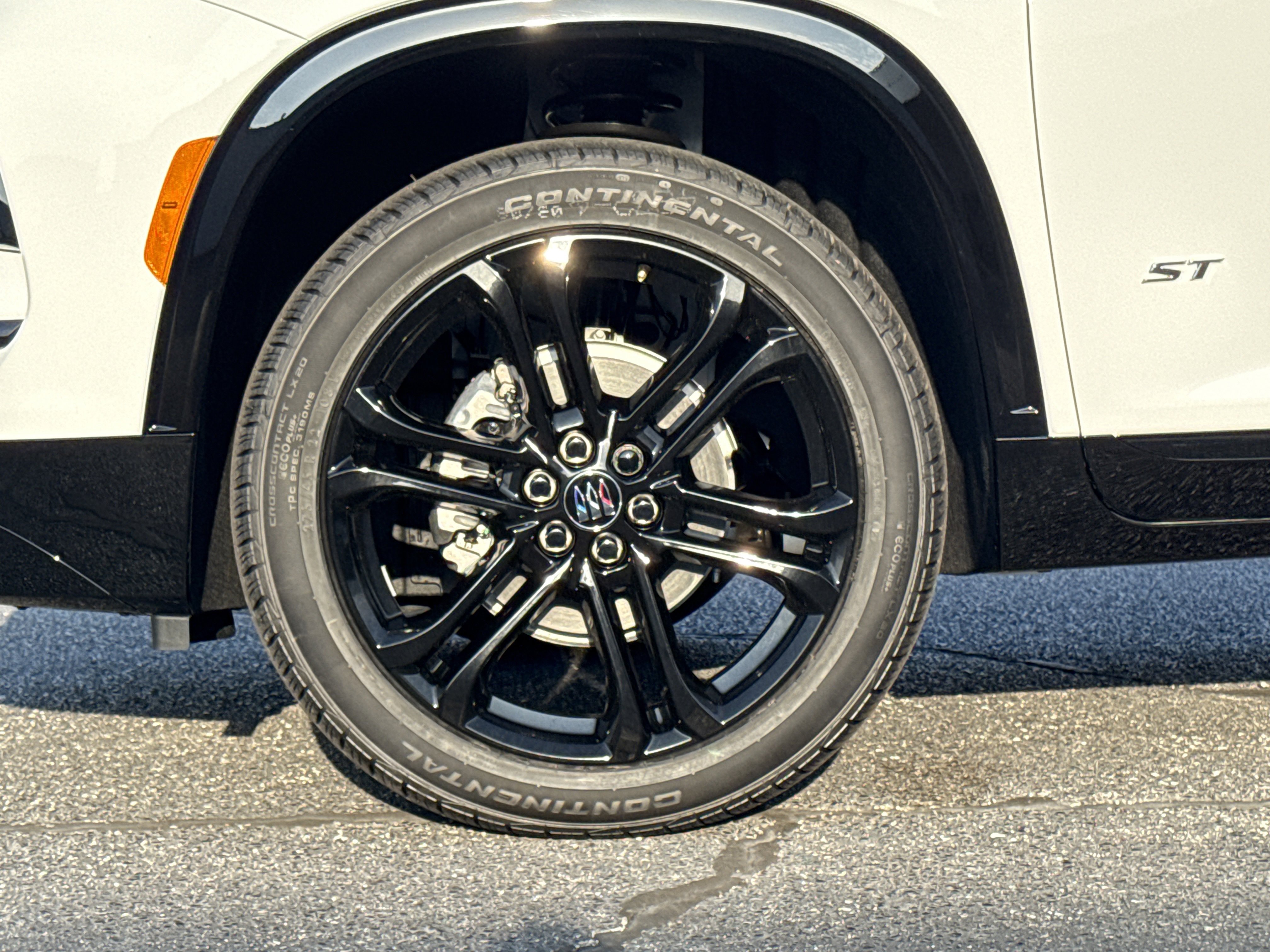 2026 Buick Enclave Sport Touring - Photo 17