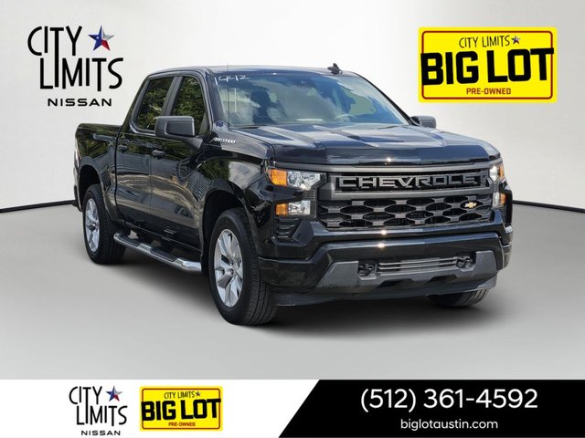 Pre-Owned 2024 Chevrolet Silverado 1500 Custom