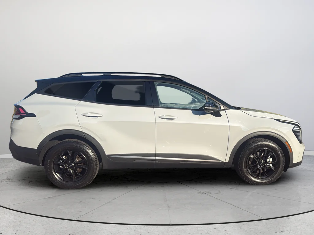 Used 2023 Gray Kia X-Pro Prestige image 6