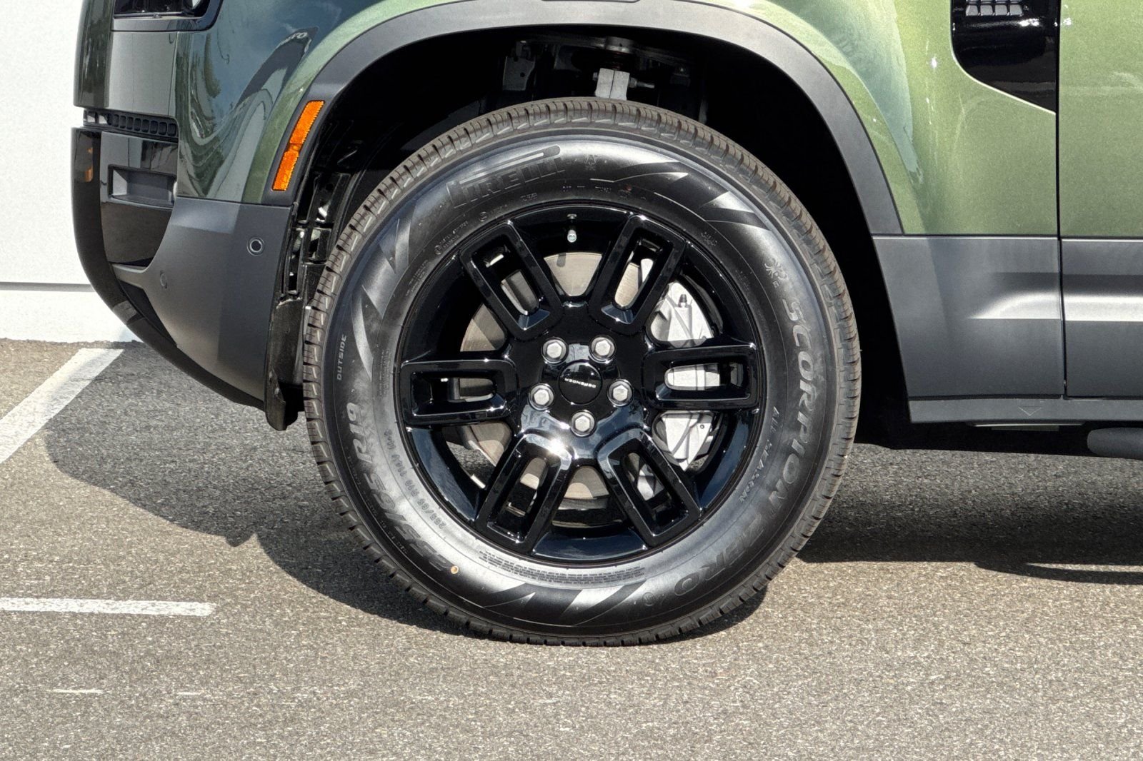 New 2026 Woolstone Green Land Rover S image 33
