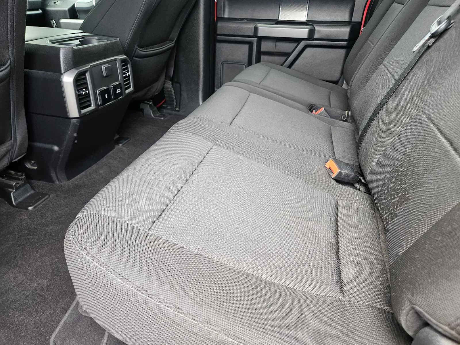 Used 2020 Rapid Red Metallic Tinted Clearcoat Ford XLT image 22