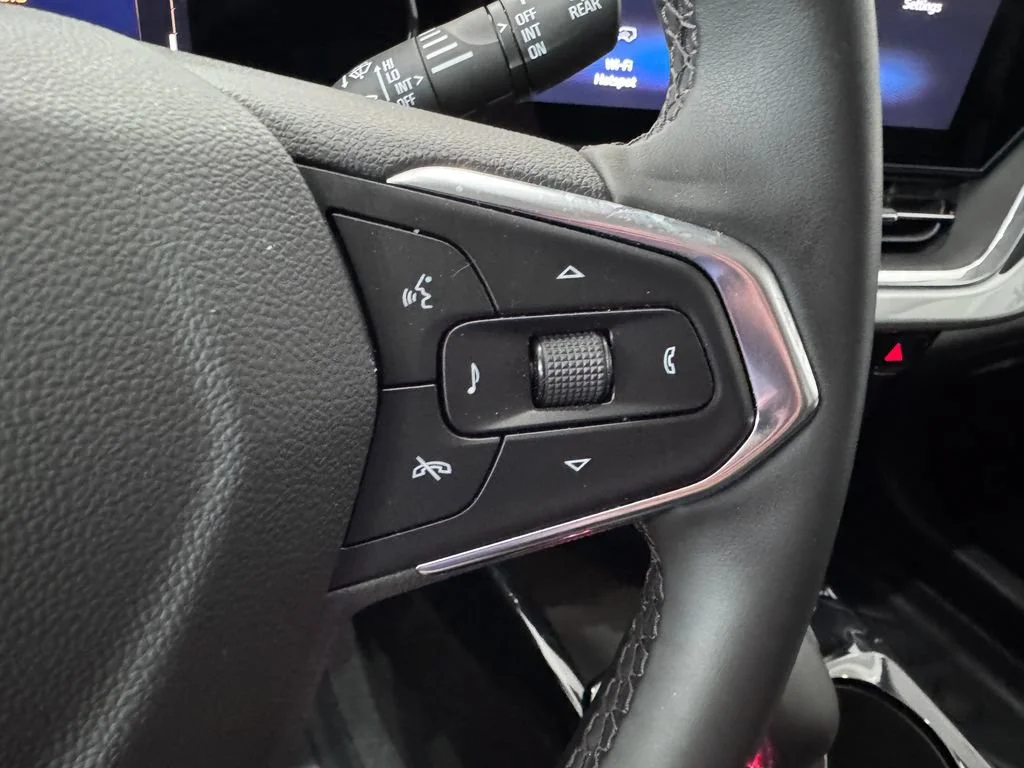 2025 Chevrolet Trax LT - Photo 15