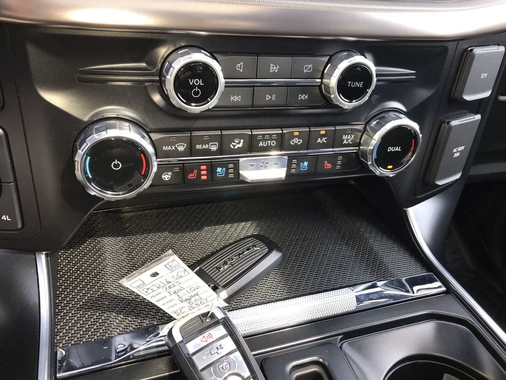Used 2023 Red Ford Raptor image 19