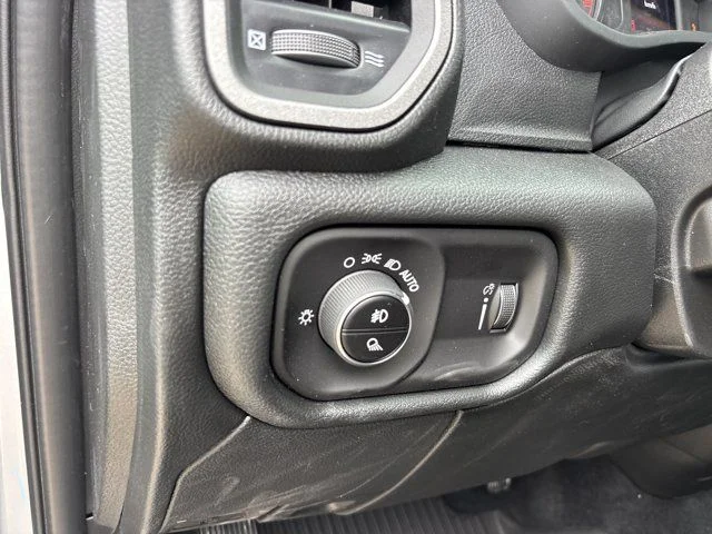 New 2026 Silver Ram Tradesman image 21