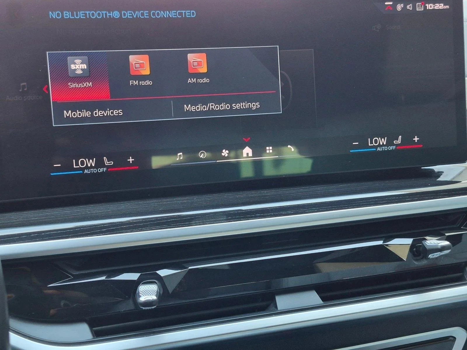 Used 2024 Frozen Pure Grey Metallic BMW M60i image 13