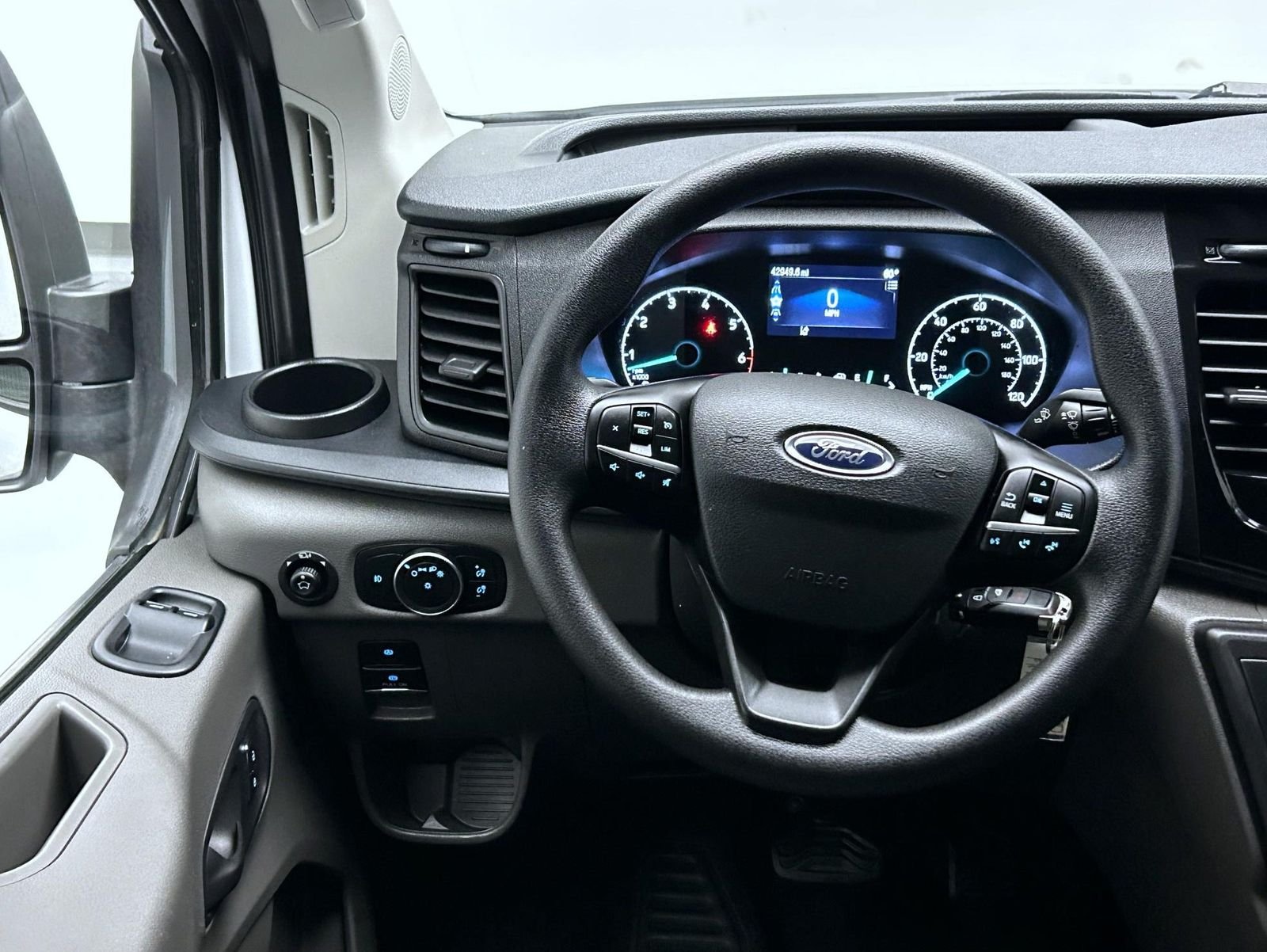 Used 2024 White Ford XLT image 12