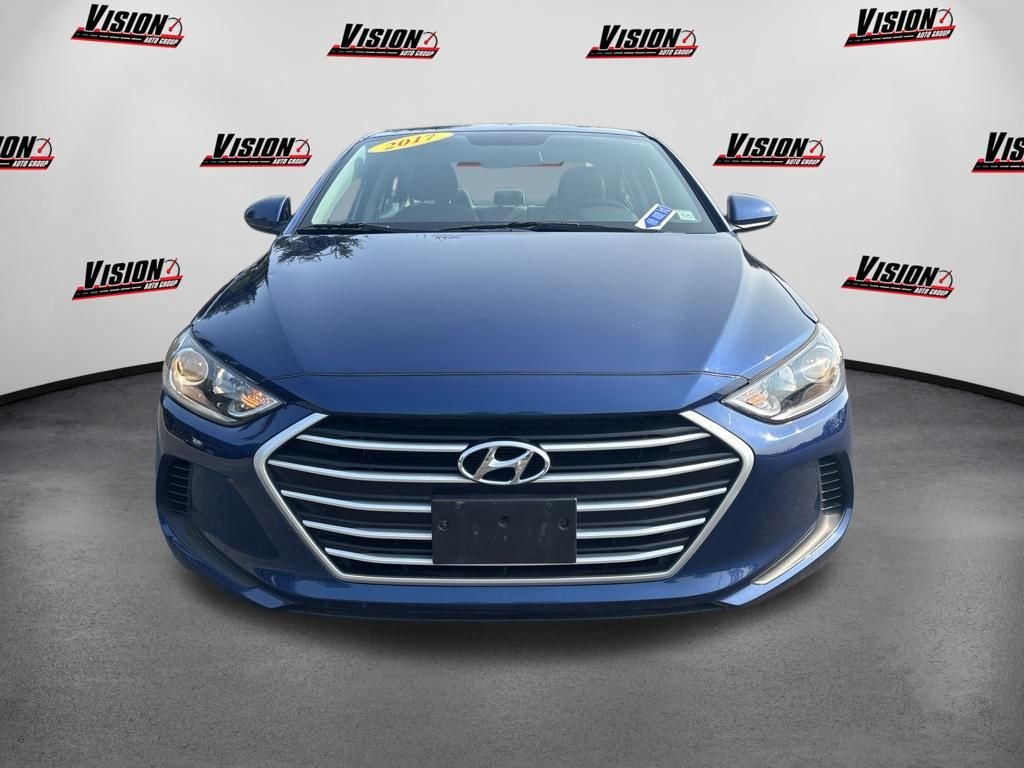 Used 2017 Blue Hyundai SE image 2