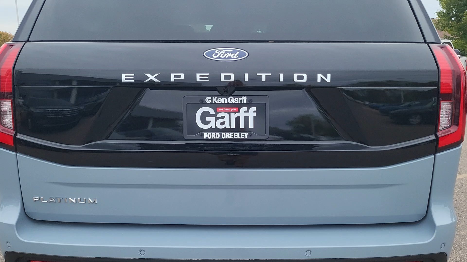 New 2027 Glacier Gray Metallic Tri-Coat Ford Platinum image 27