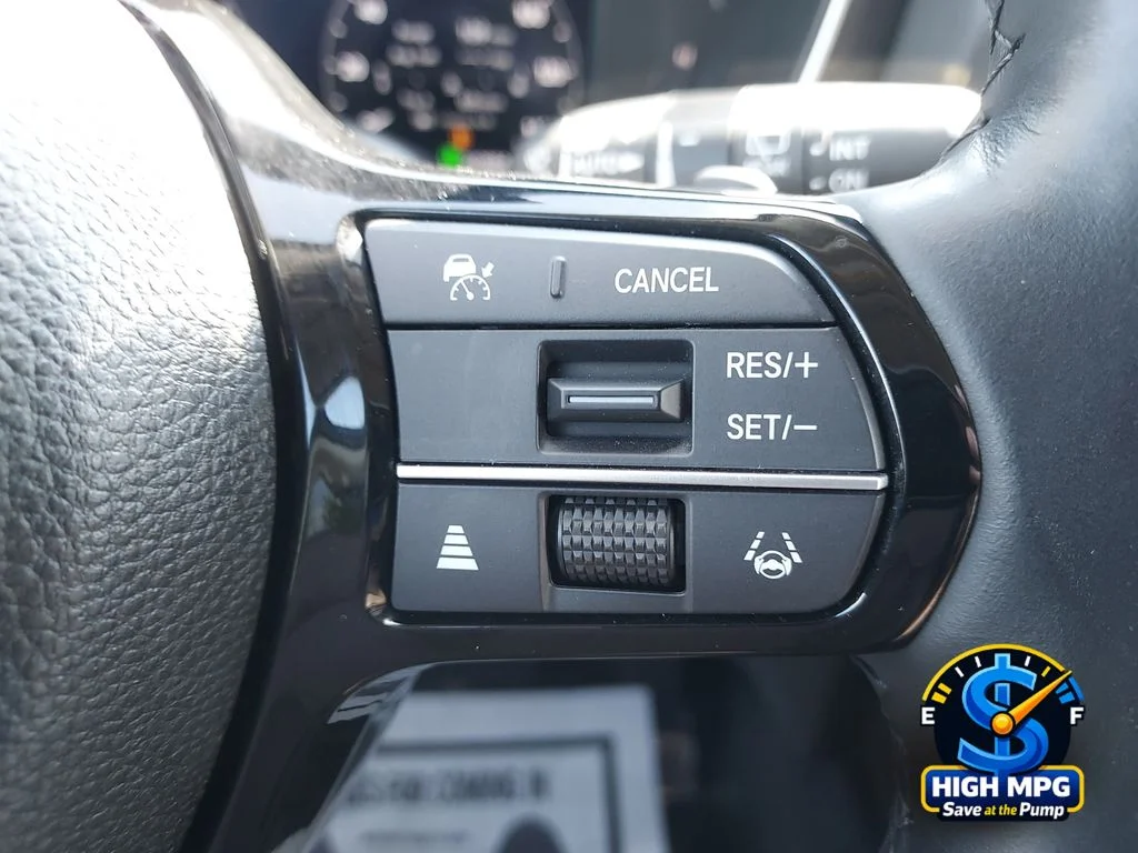 Used 2025 Black Honda Elite image 22