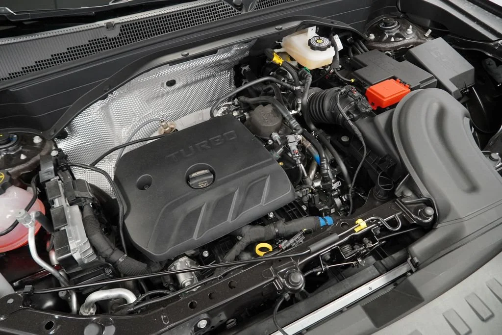New 2026 Mosaic Black Metallic Chevrolet LT image 39