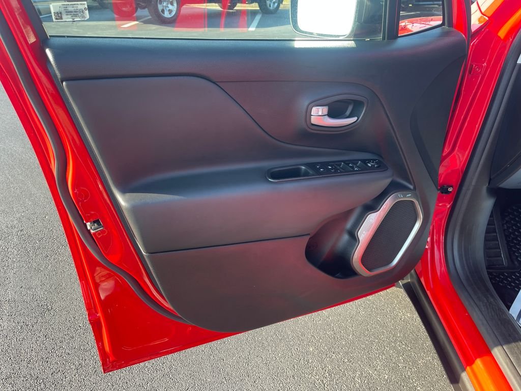 Used 2023 Red Jeep Limited image 12