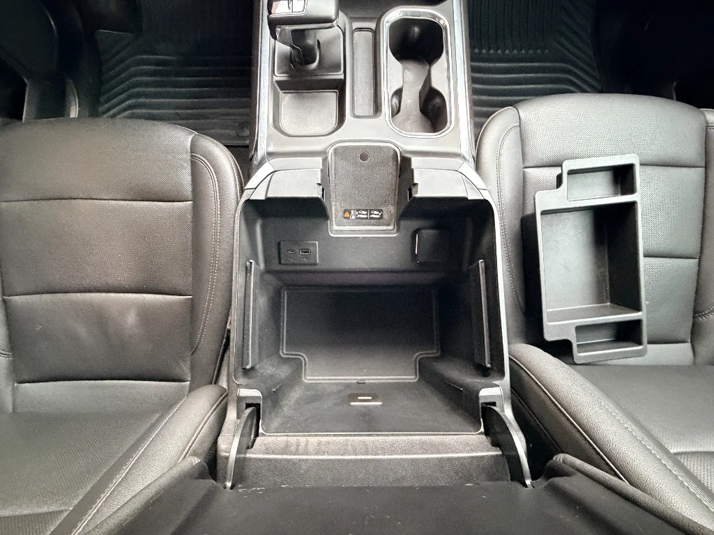 Used 2023 Summit White Chevrolet LTZ image 19