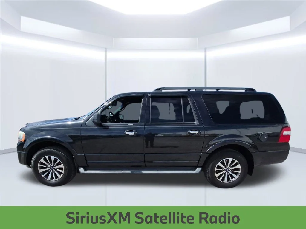 Used 2015 Black Ford XLT image 2