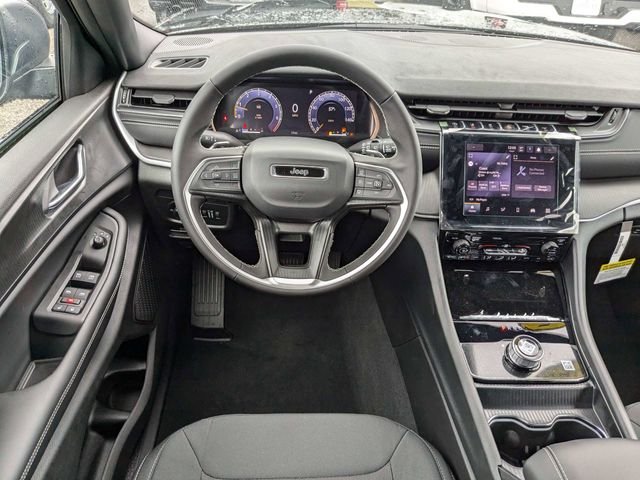 2025 Jeep Grand Cherokee Laredo - Photo 17