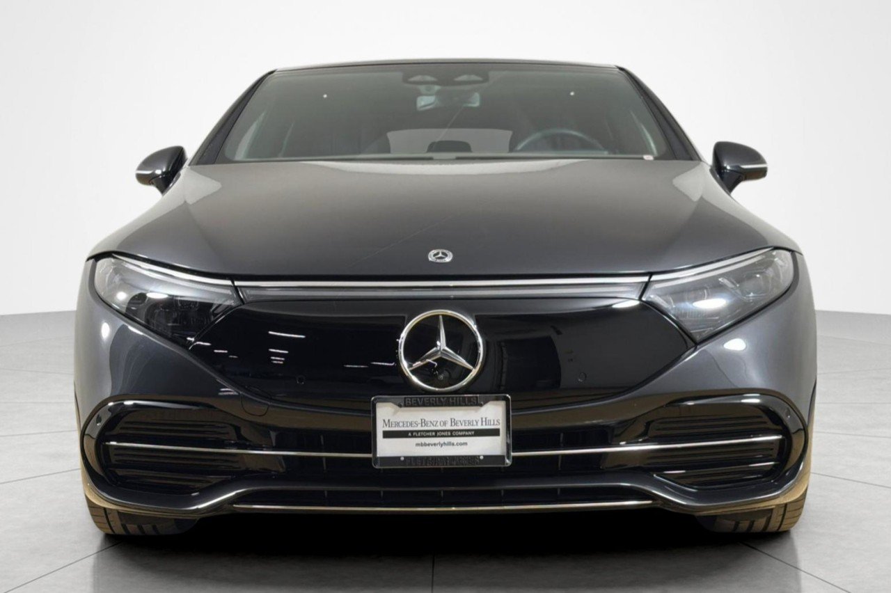 Certified Used 2023 Graphite Grey Metallic Mercedes-Benz EQS 450+ image 8