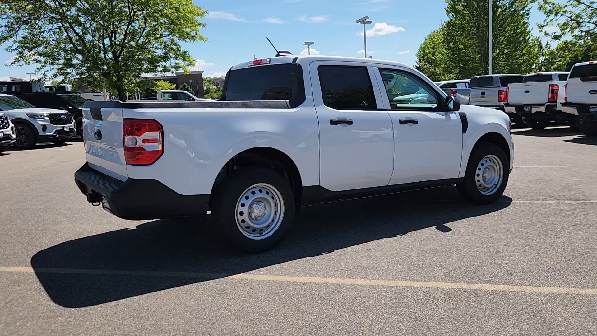 New 2026 Oxford White Ford XL image 13