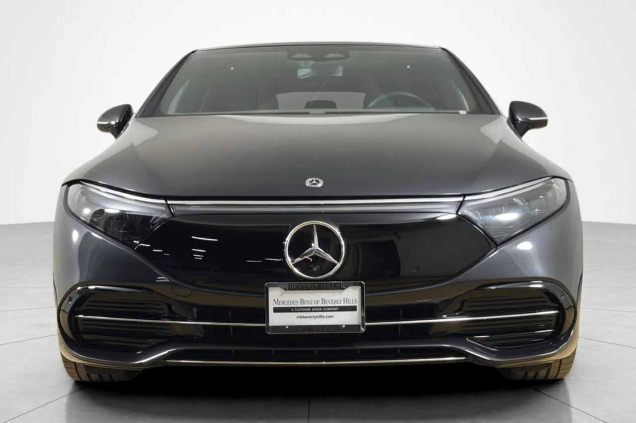 Certified Used 2023 Graphite Grey Metallic Mercedes-Benz EQS 450+ image 8