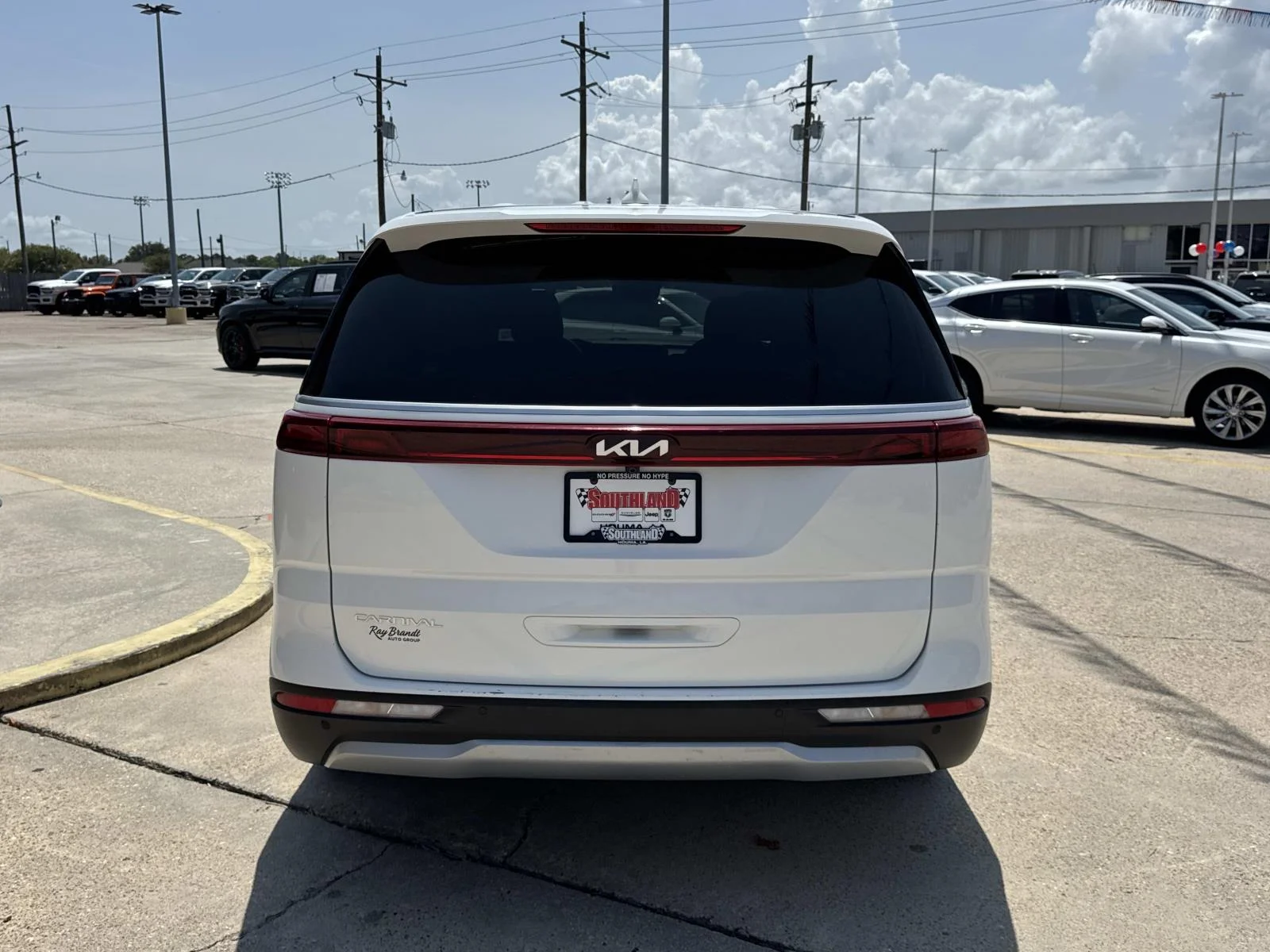 Used 2024 White Kia LX image 6