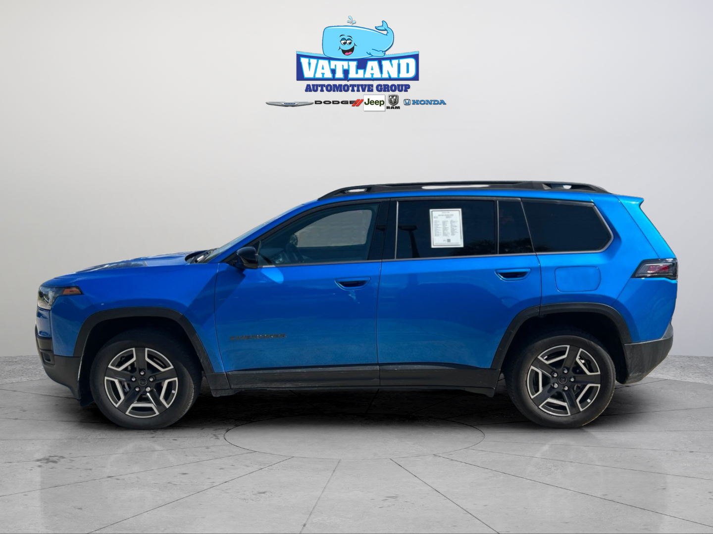 Used 2026 Blue Jeep Laredo image 2