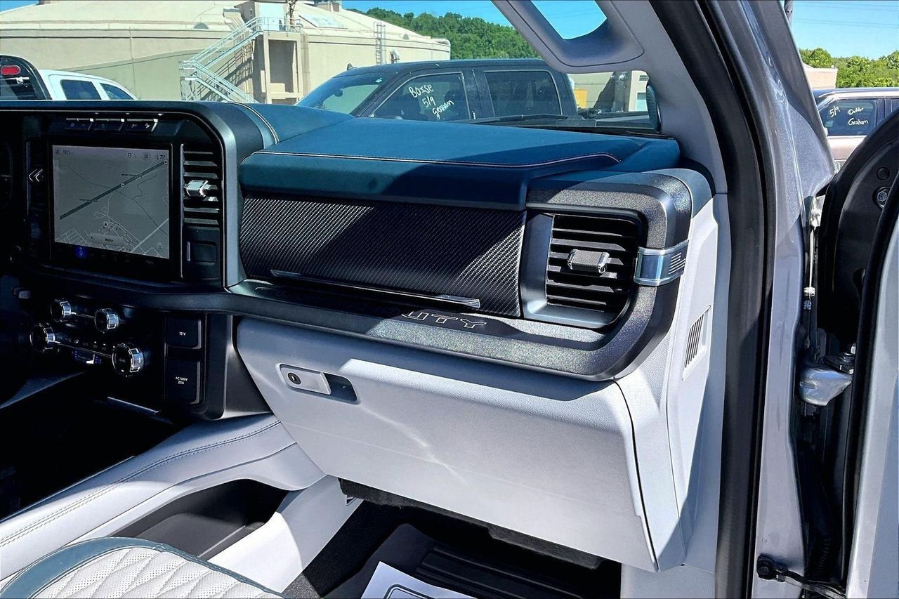 Used 2024 ICONIC SILVER Ford Limited image 29
