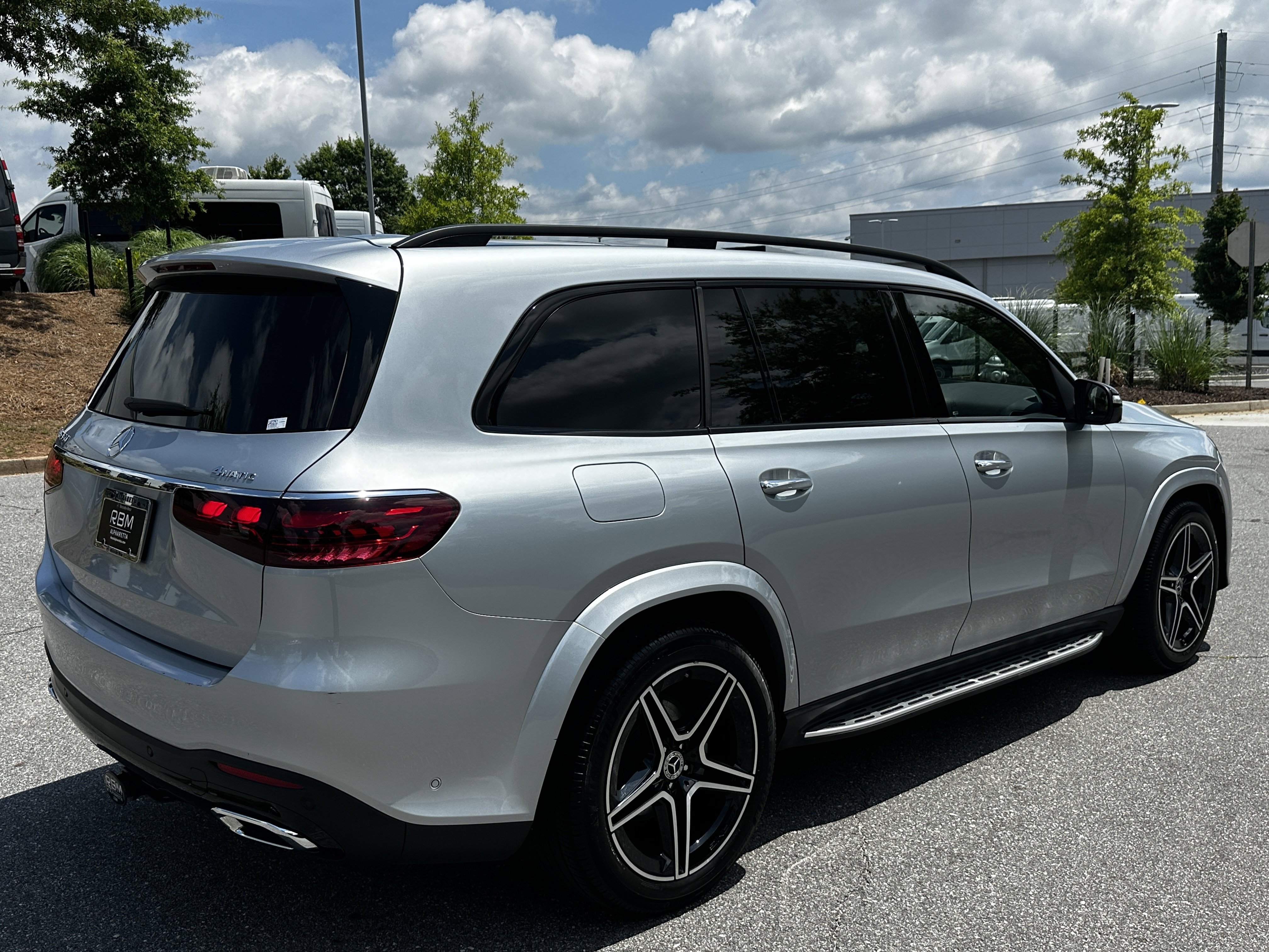 Certified Used 2025 Silver Mercedes-Benz GLS 450 image 8