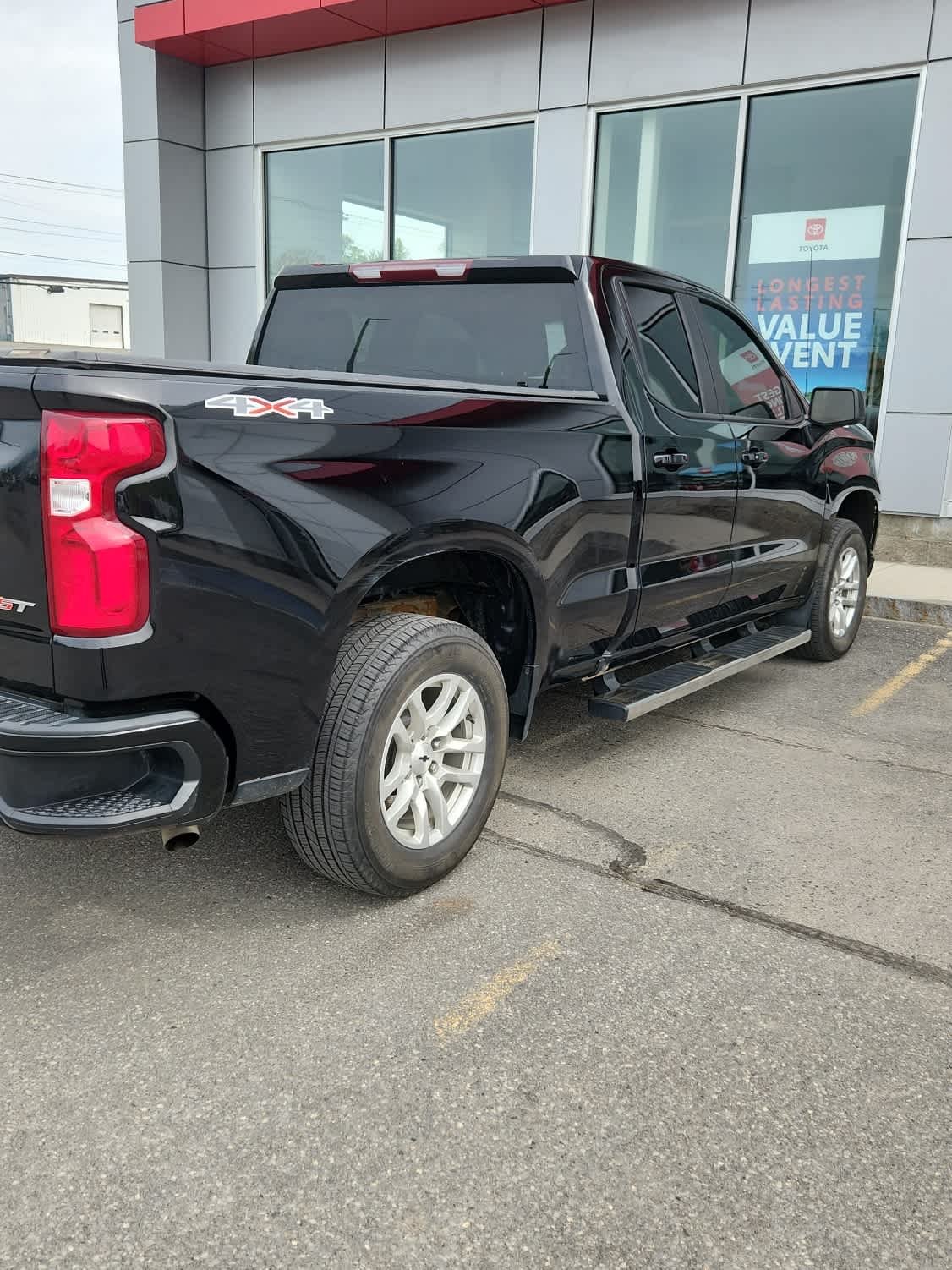 Used 2022 Black Chevrolet RST image 3