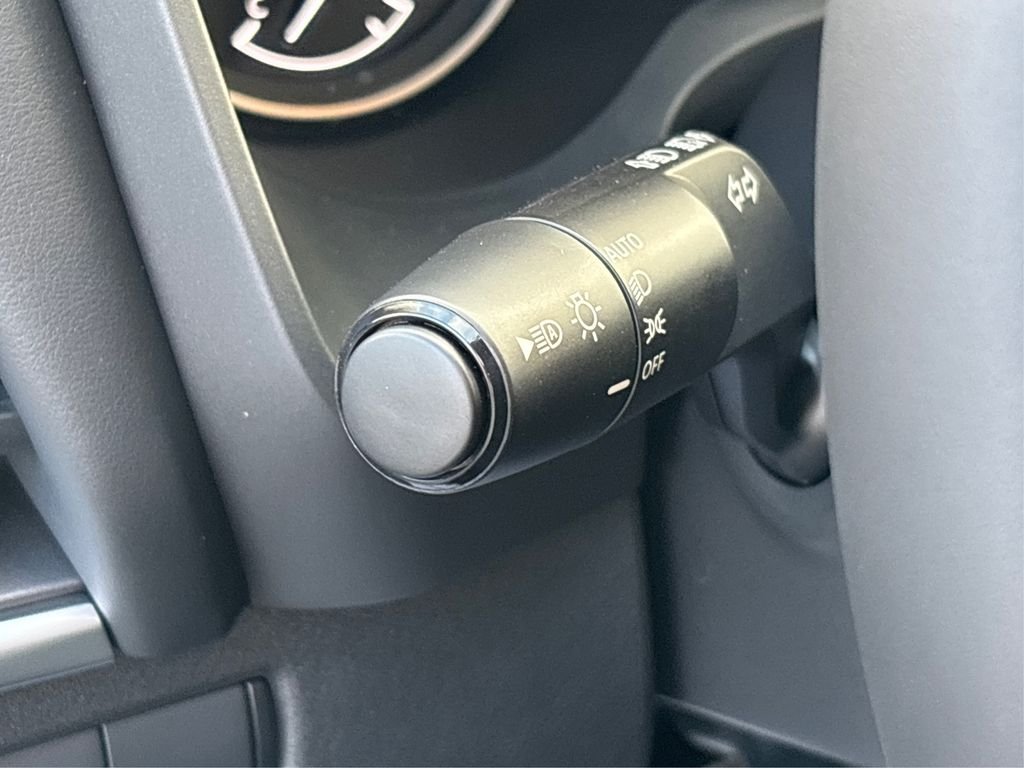 2026 Nissan Rogue SV - Photo 16