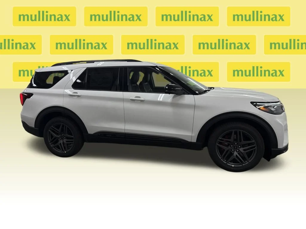 New 2026 White Ford ST image 2