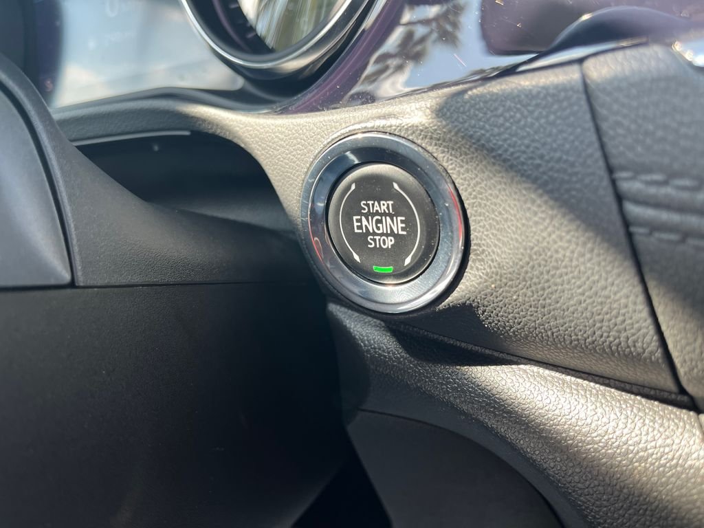 Used 2023 Ebony Twilight Metallic Buick Select image 19