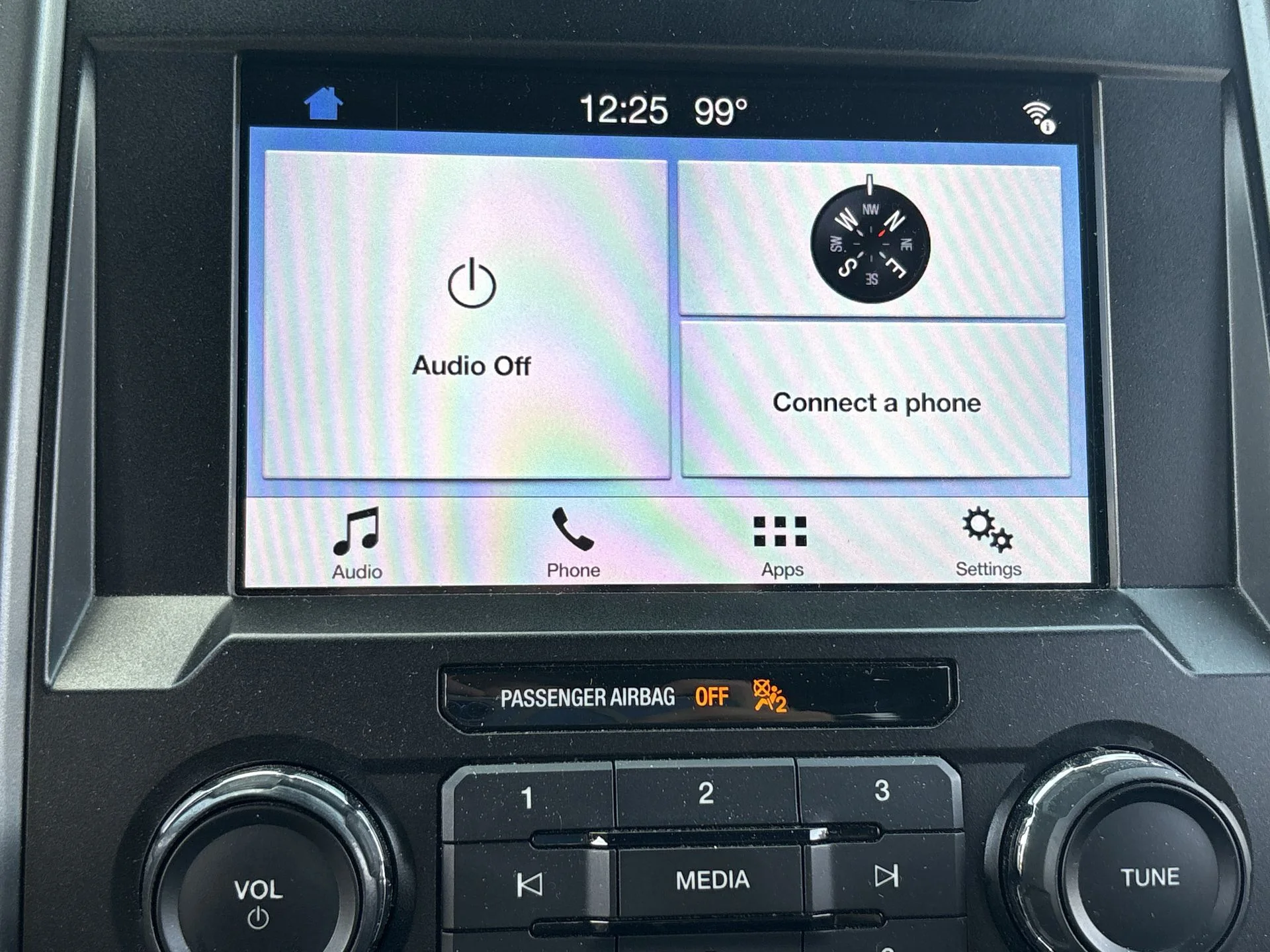 Used 2019 Ingot Silver Ford XLT image 5