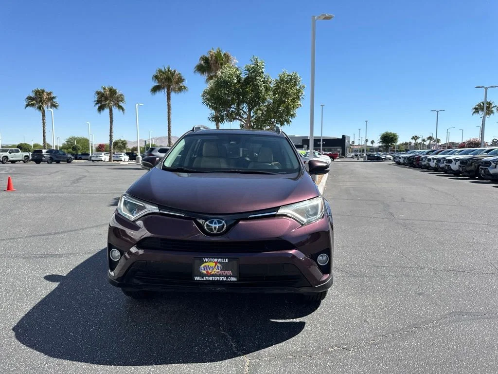 Used 2017 Black Toyota XLE image 3