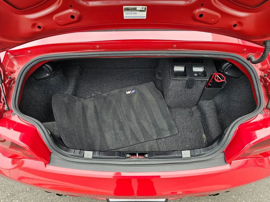 Used 2007  BMW M image 13