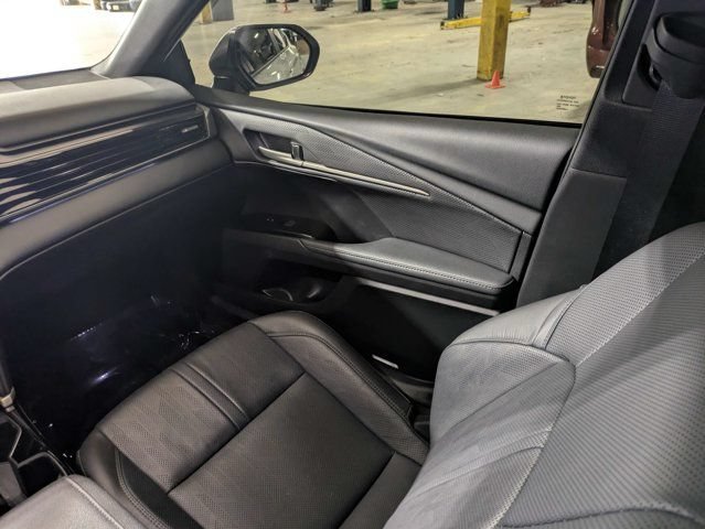 Used 2025 Wind Chill Pearl Toyota XSE image 17