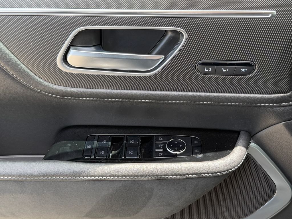 New 2027 DYNAMIC METAL INFINITI Luxe 4WD image 26