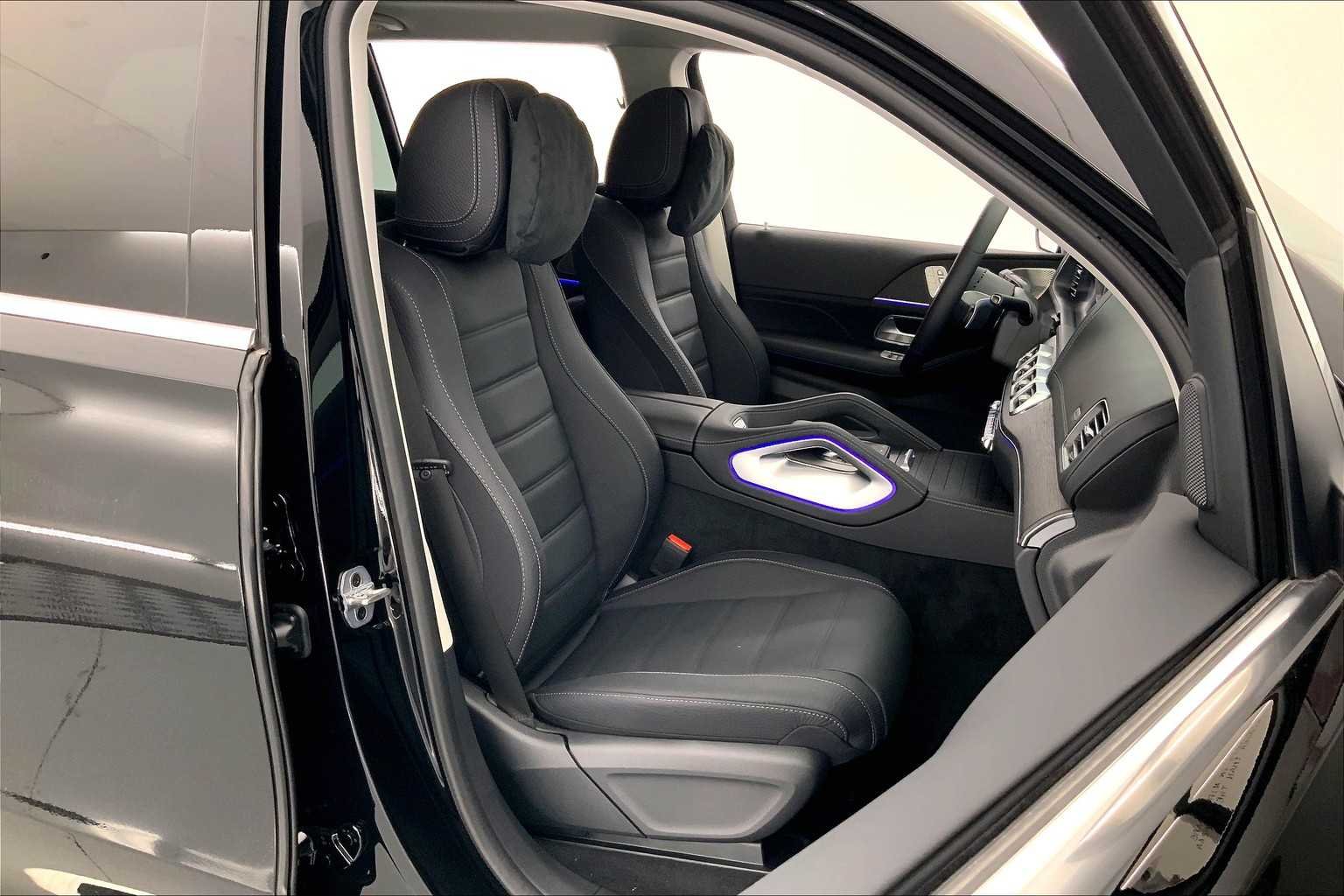 New 2026 Black Mercedes-Benz GLS 450 image 14