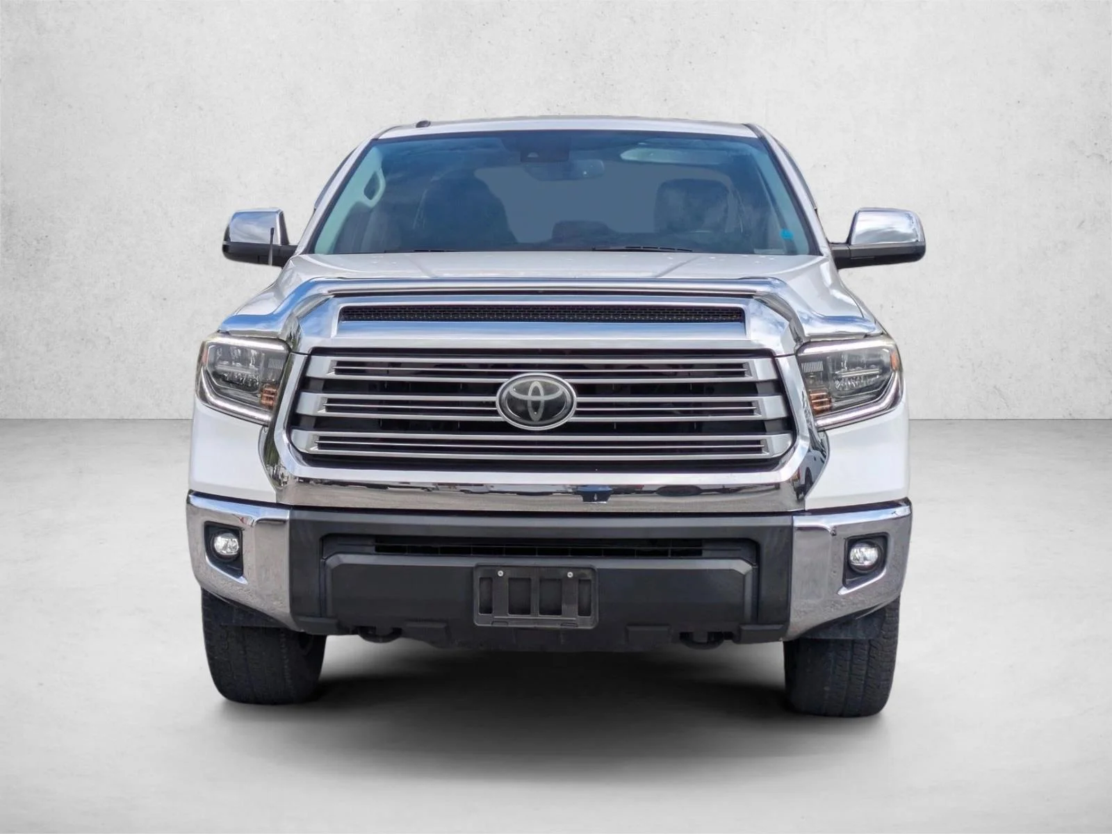 Used 2018 Super White Toyota Limited image 2