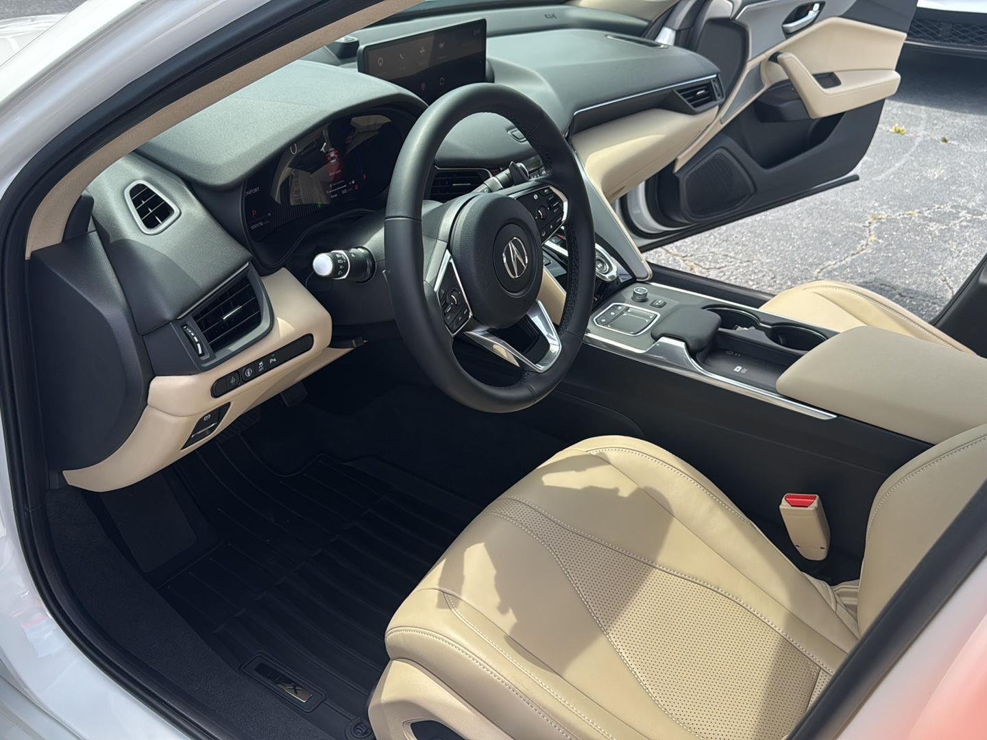 Used 2025 Platinum White Pearl Acura w/Tech image 4