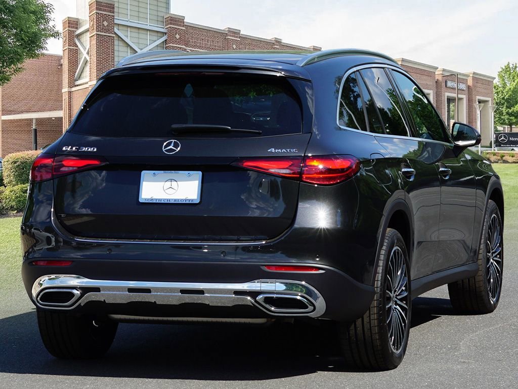 New 2026 Graphite Grey Metallic Mercedes-Benz GLC 300 image 27