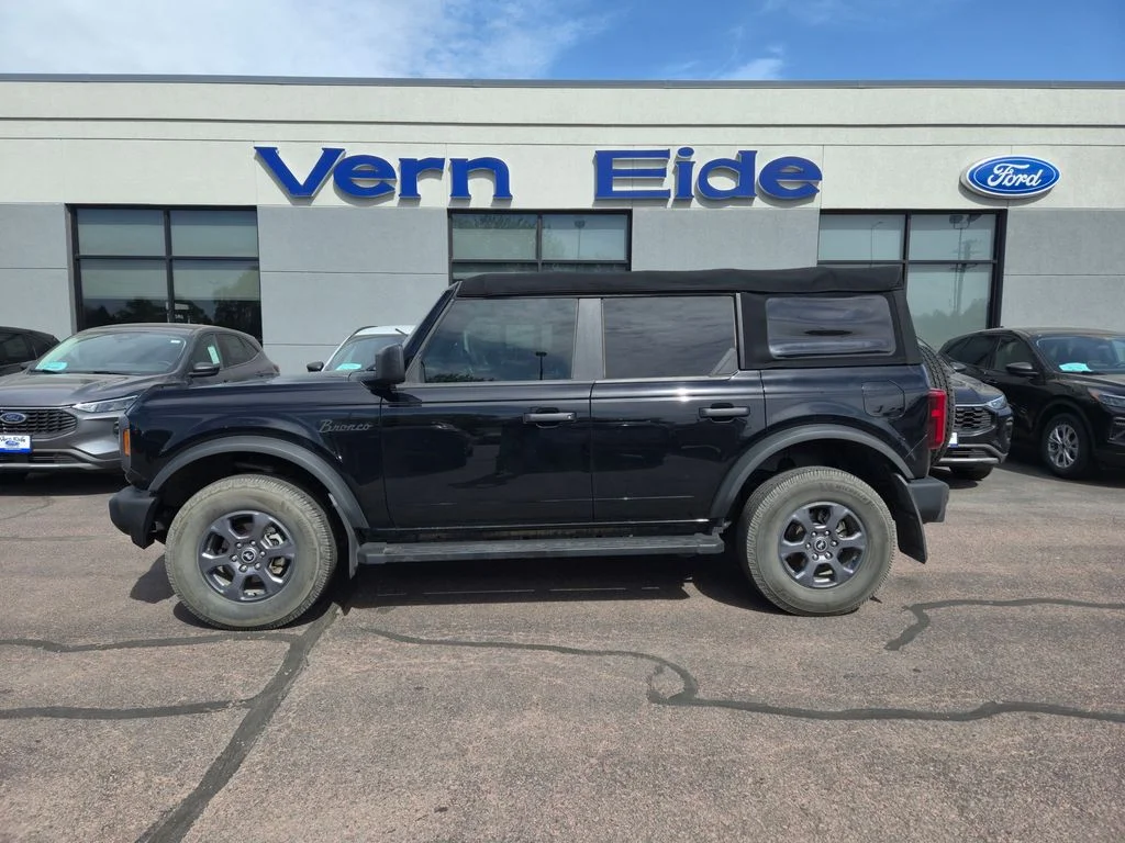 2022 Ford Bronco Big Bend Mid (222A) 4x4's photo